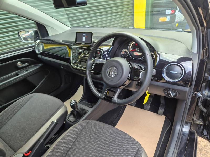Volkswagen Up