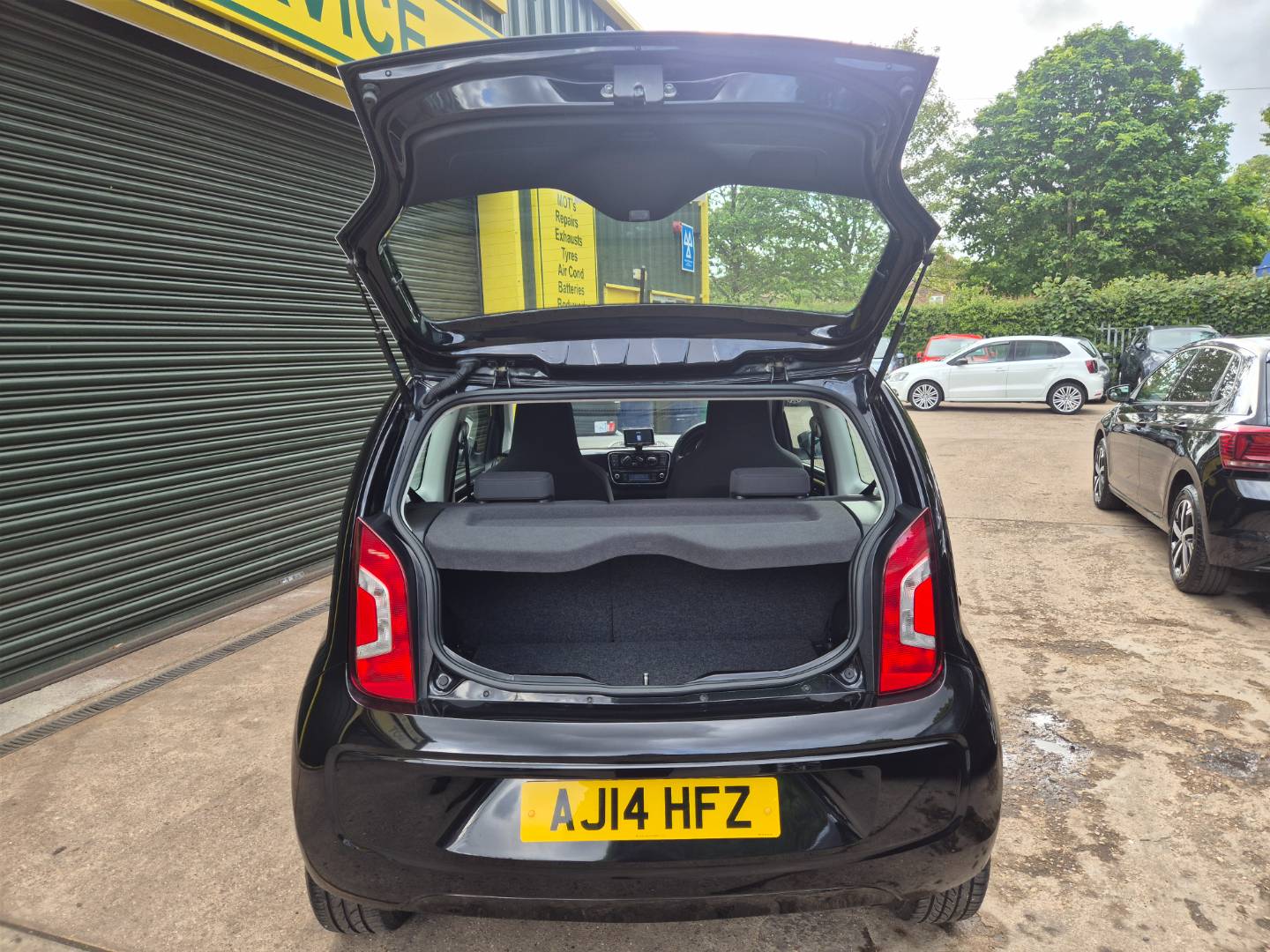 Volkswagen Up