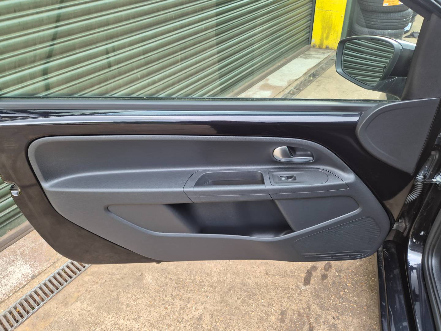 Volkswagen Up
