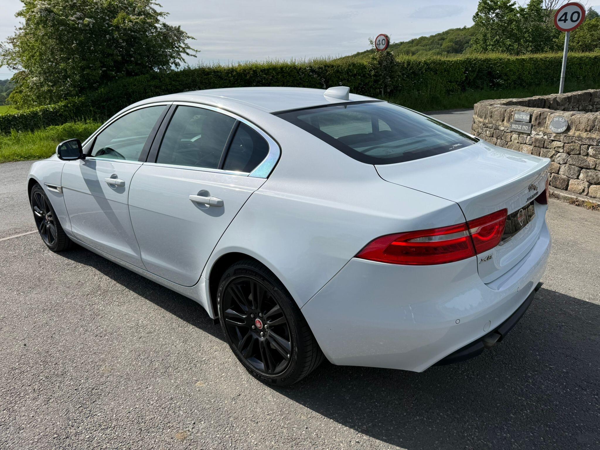 Jaguar XE