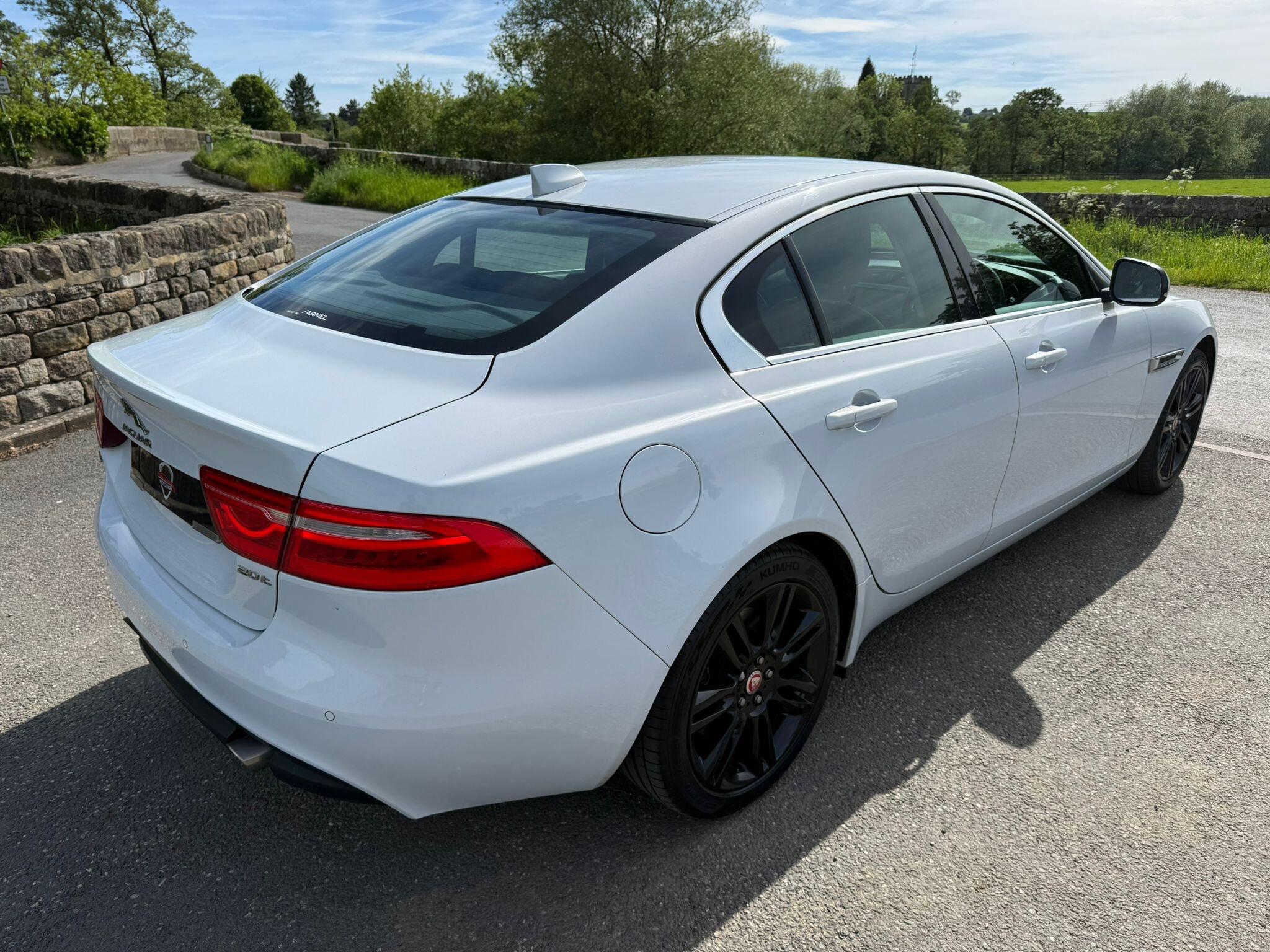 Jaguar XE