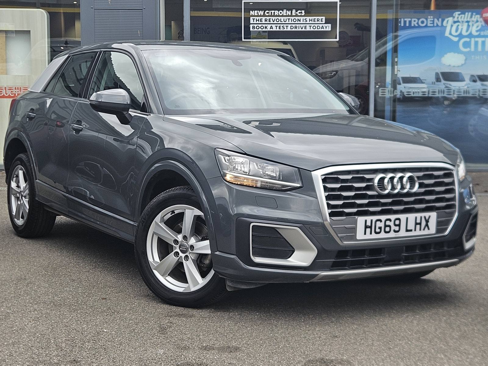 Audi Q2