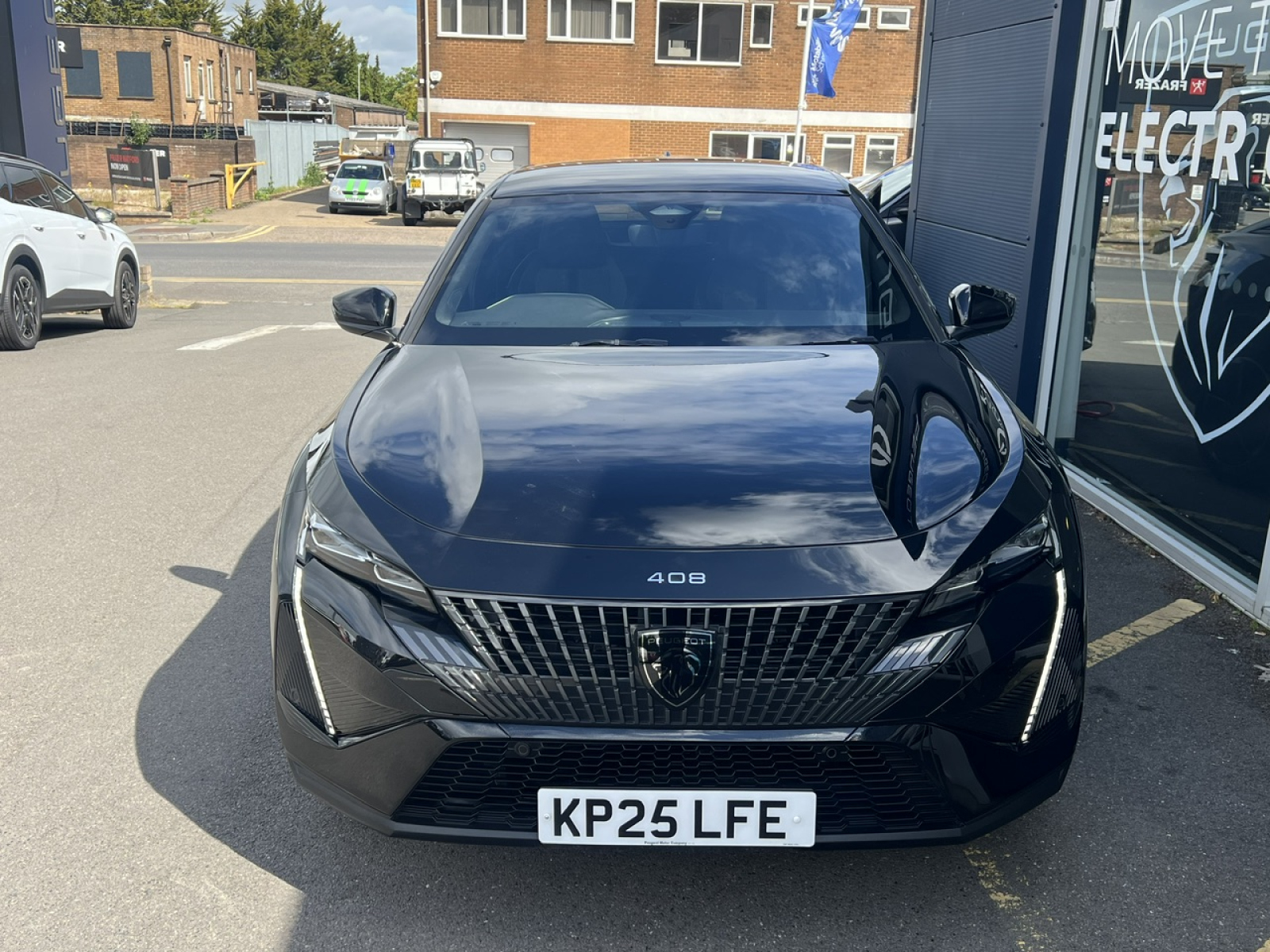 Peugeot 408