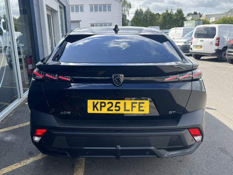 Peugeot 408
