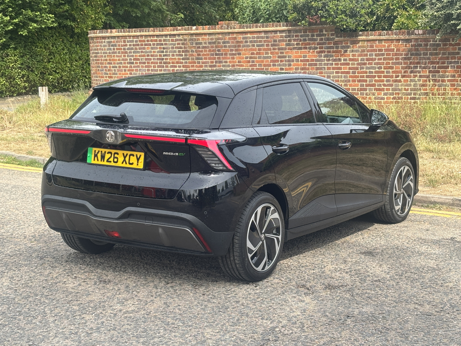 MG Motor UK Mg4