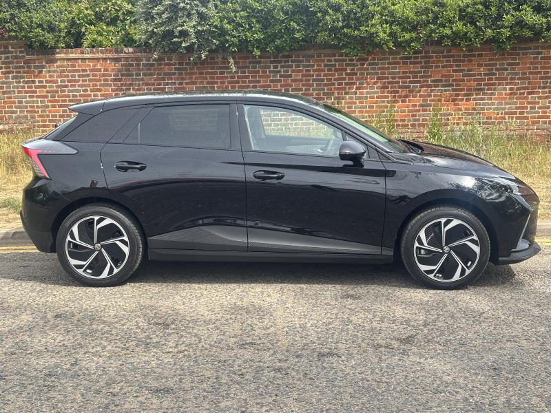 MG Motor UK Mg4