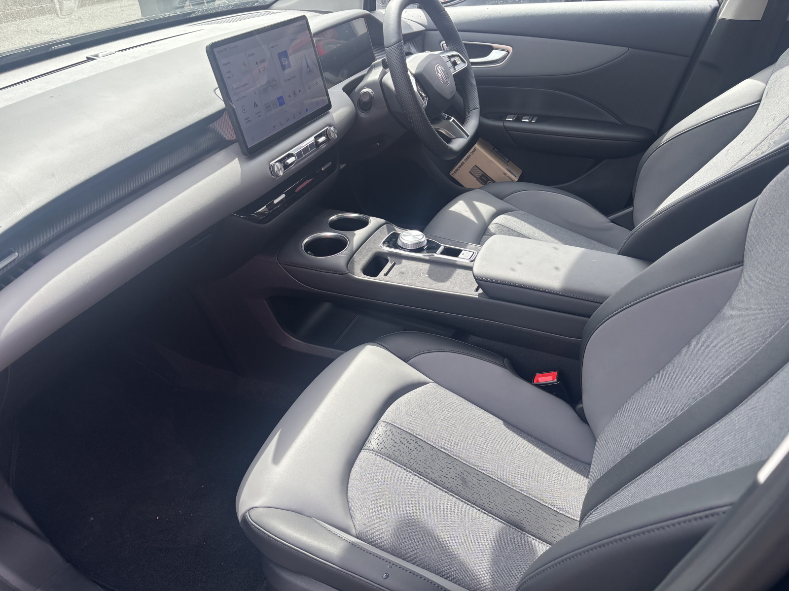 MG Motor UK Mg4