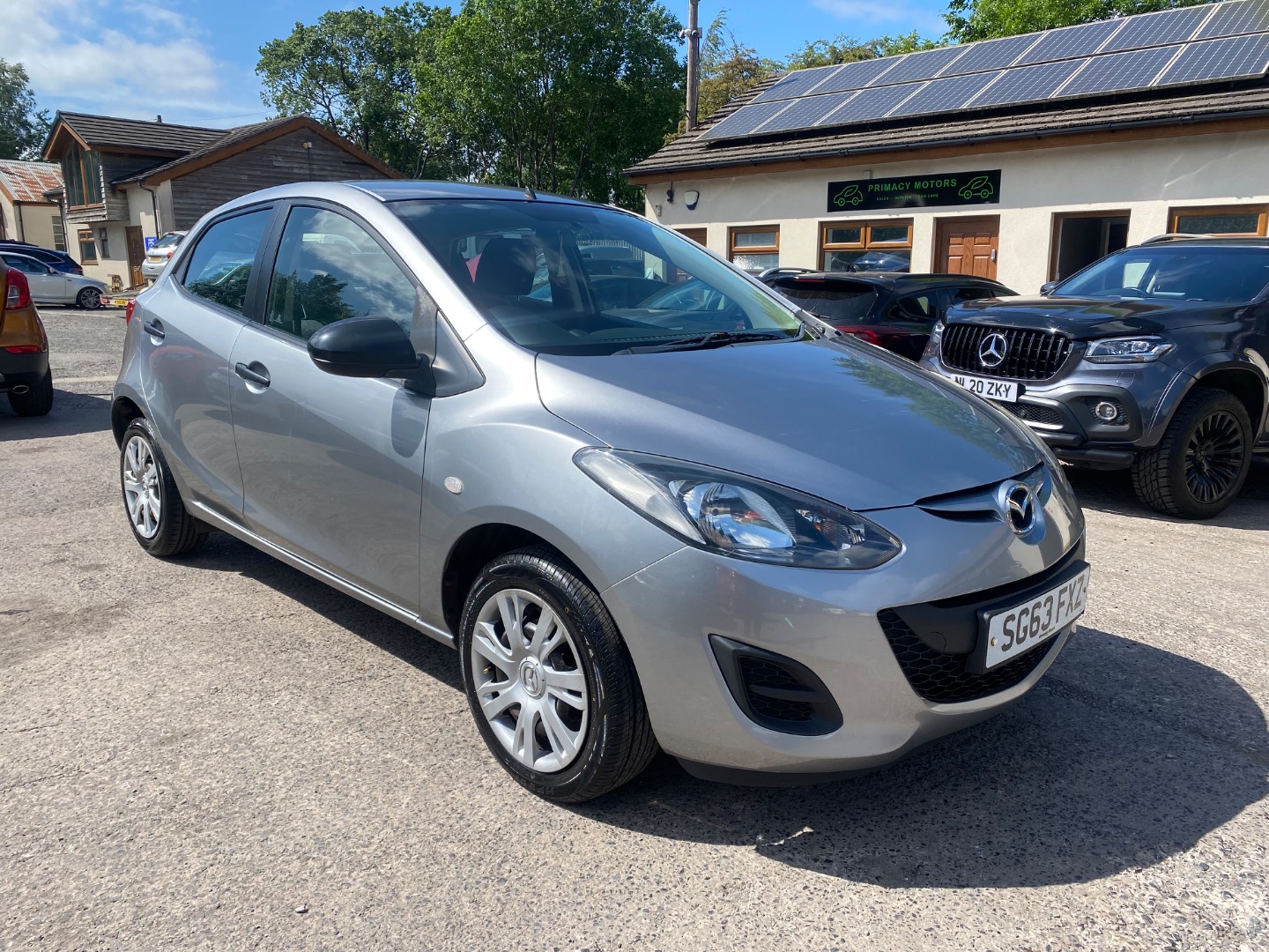 Mazda 2