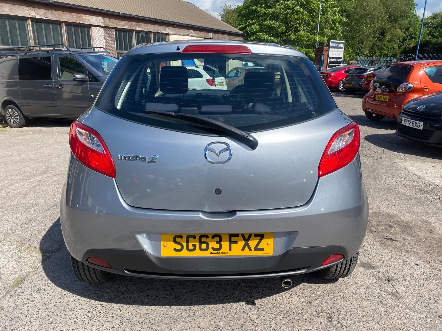 Mazda 2