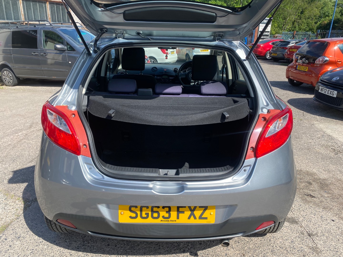 Mazda 2