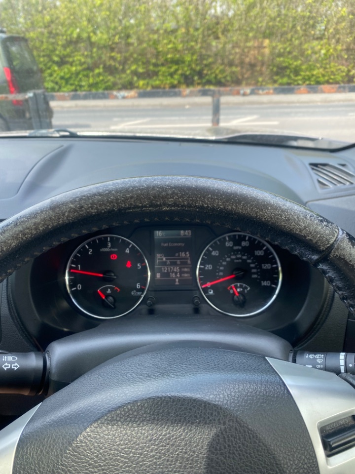 Nissan X Trail