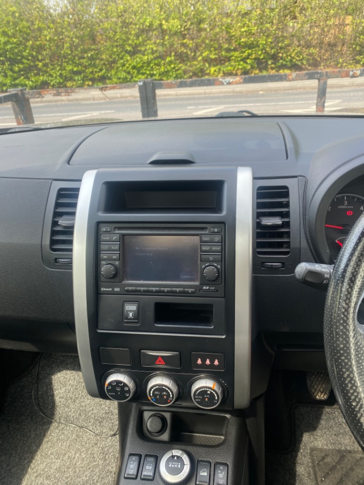 Nissan X Trail