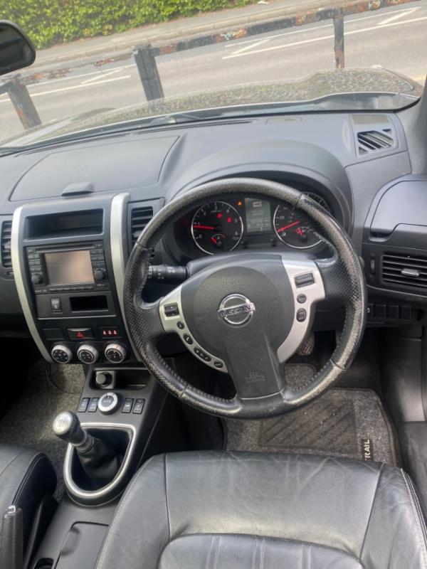 Nissan X Trail