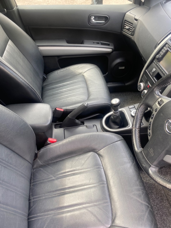 Nissan X Trail