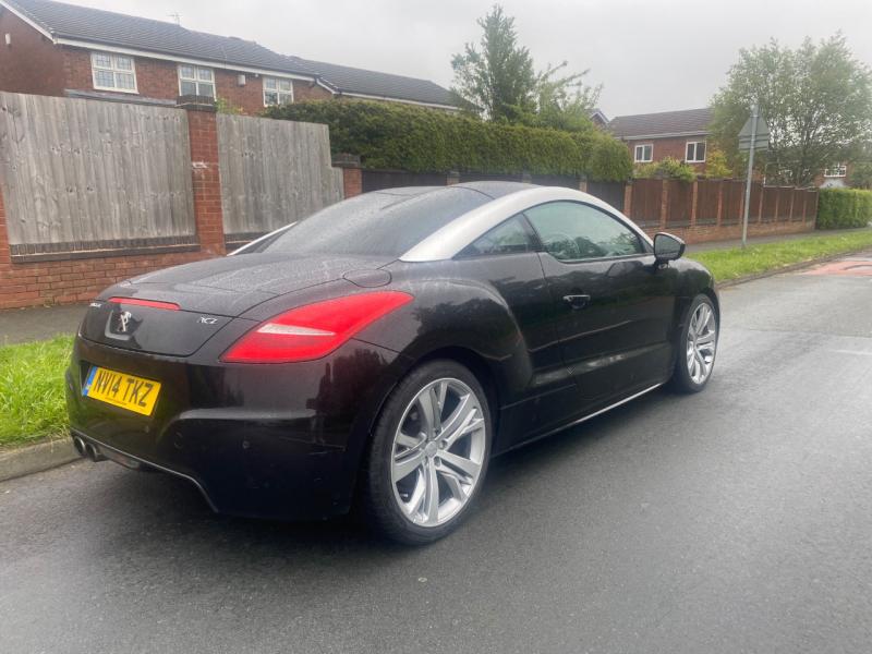 Peugeot RCZ