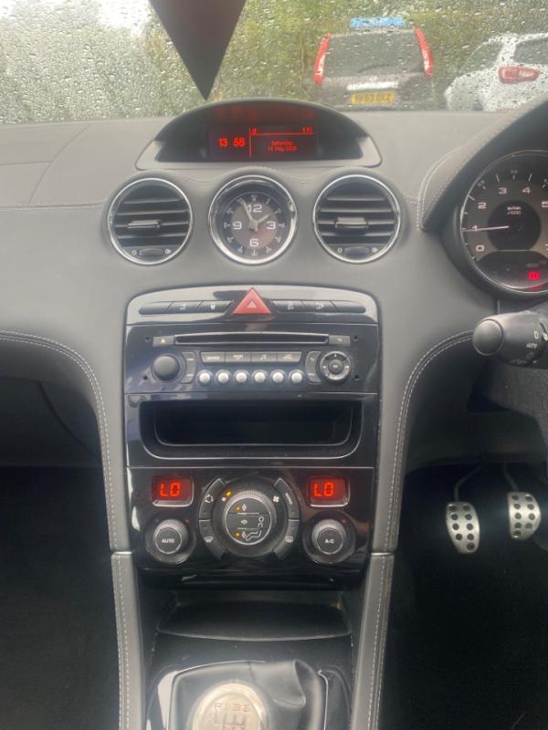 Peugeot RCZ