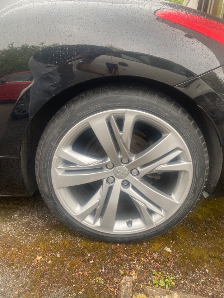 Peugeot RCZ