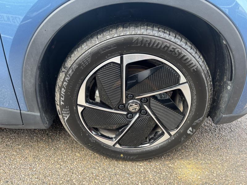 MG Motor UK MGS5