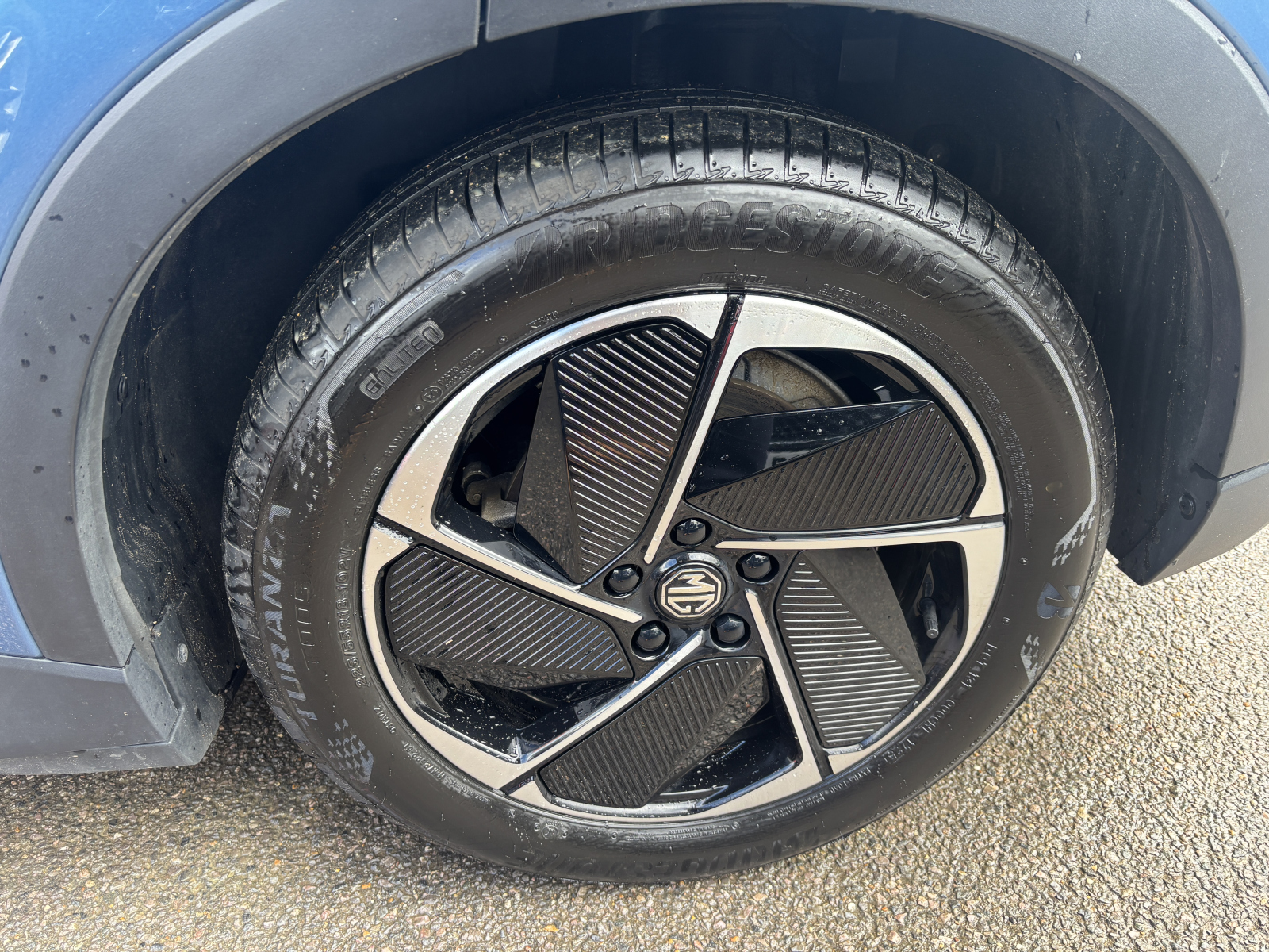 MG Motor UK MGS5