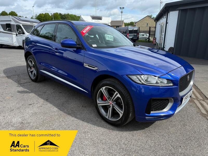 Jaguar F-Pace