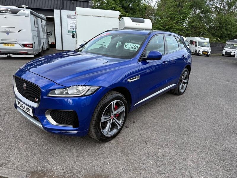 Jaguar F-Pace