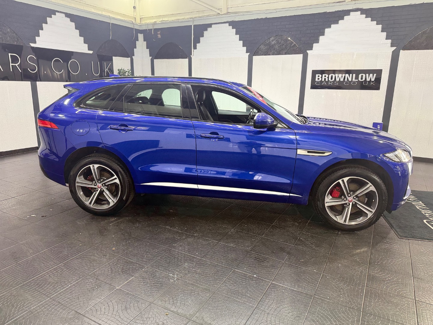 Jaguar F-Pace