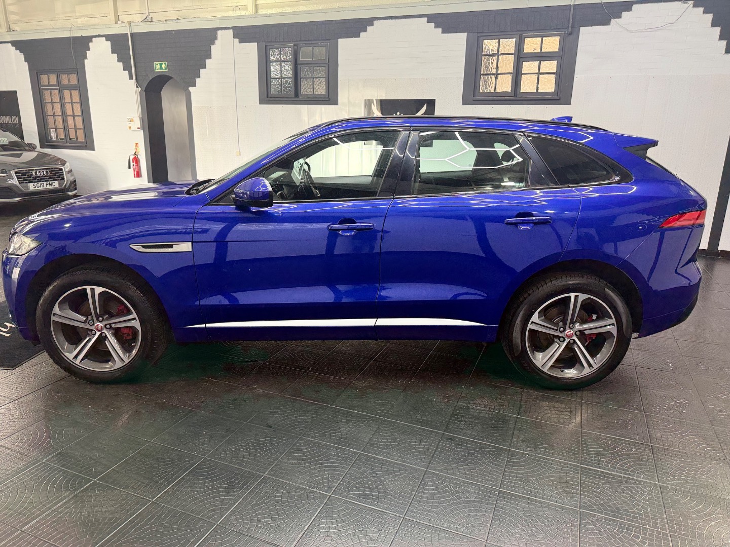Jaguar F-Pace