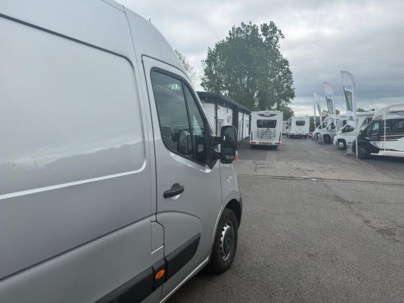 Vauxhall Movano