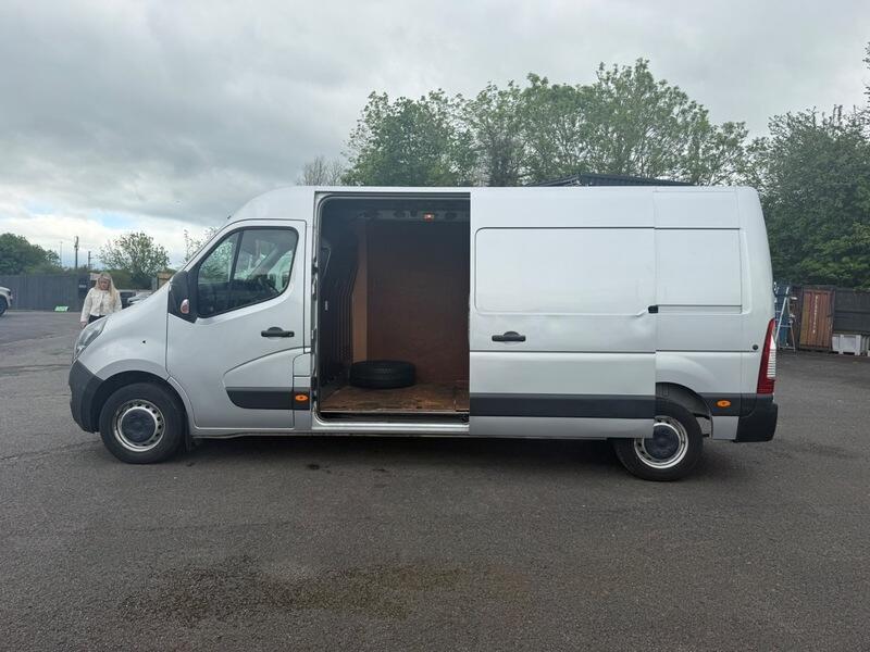 Vauxhall Movano