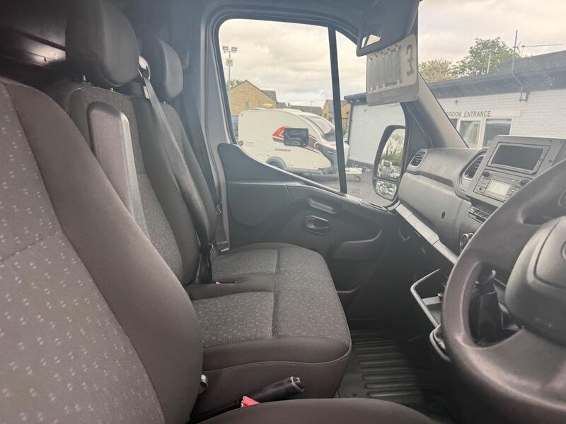 Vauxhall Movano