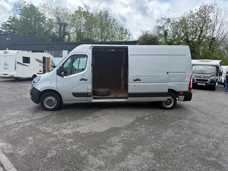 Vauxhall Movano