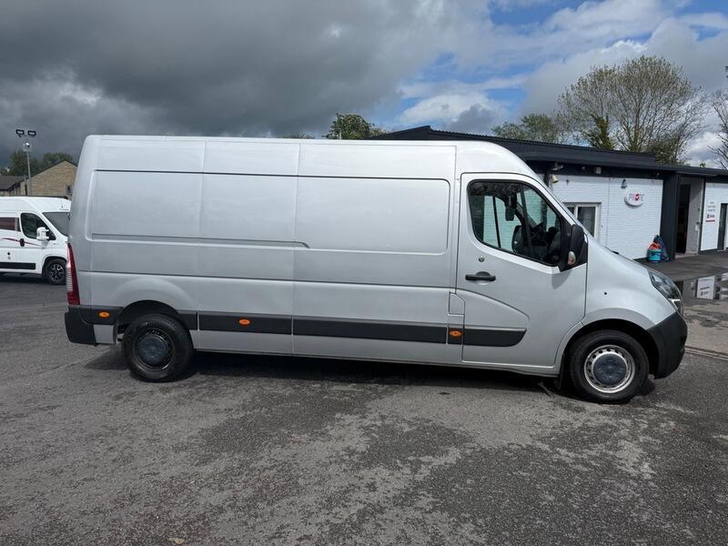 Vauxhall Movano