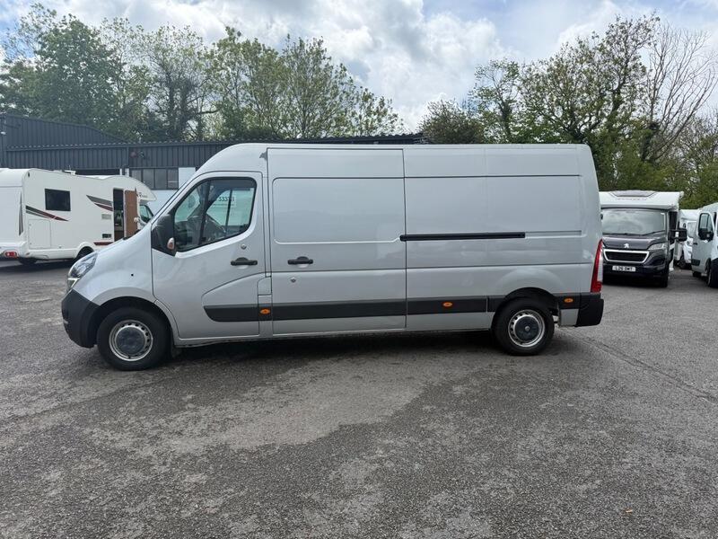 Vauxhall Movano