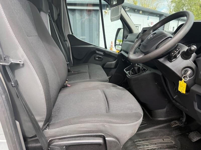 Vauxhall Movano