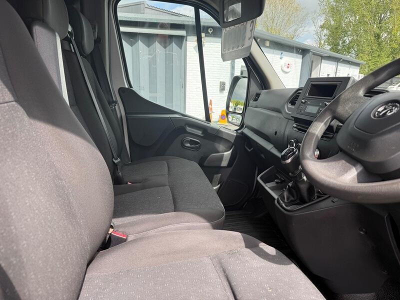 Vauxhall Movano