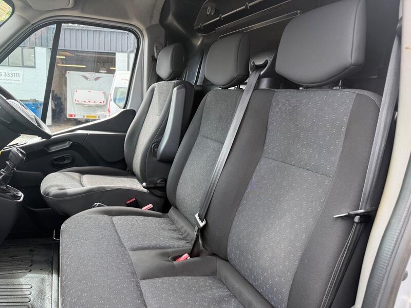 Vauxhall Movano