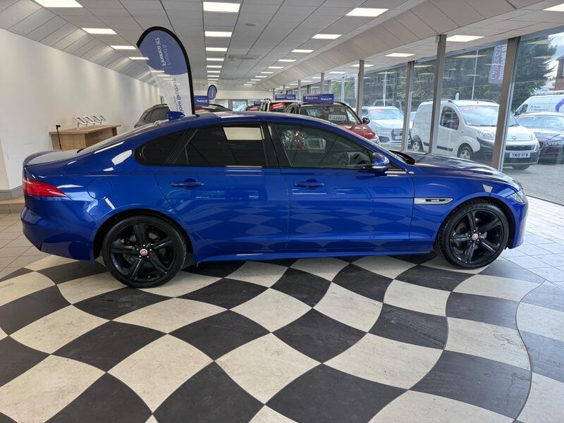 Jaguar XF