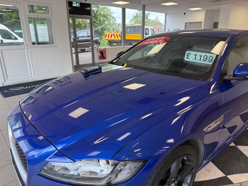 Jaguar XF