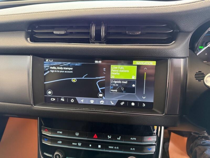 Jaguar XF