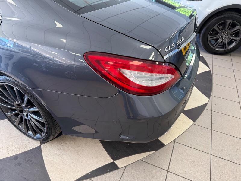 Mercedes-Benz CLS