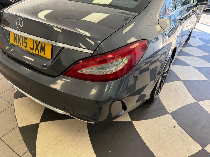 Mercedes-Benz CLS
