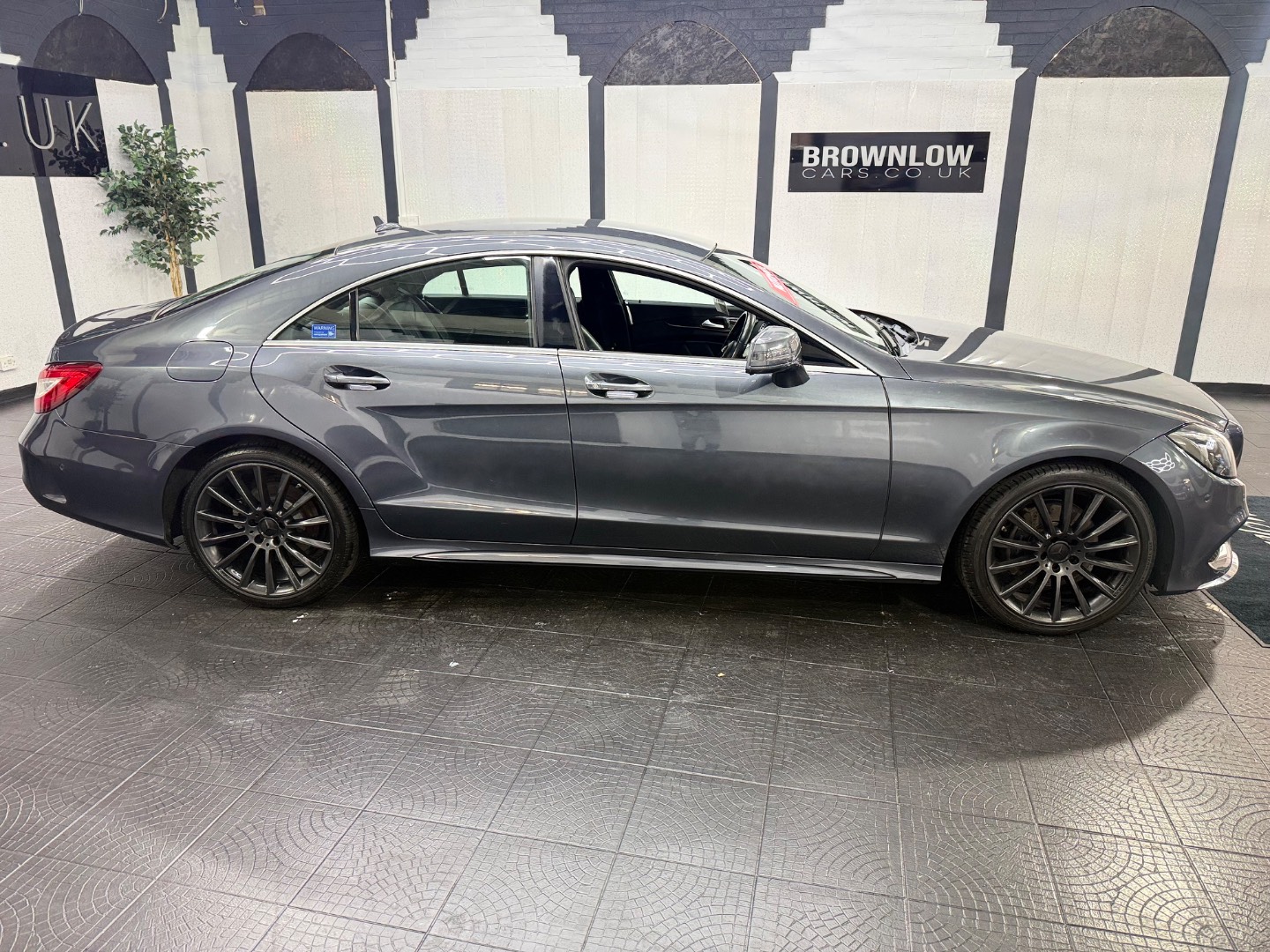 Mercedes-Benz CLS