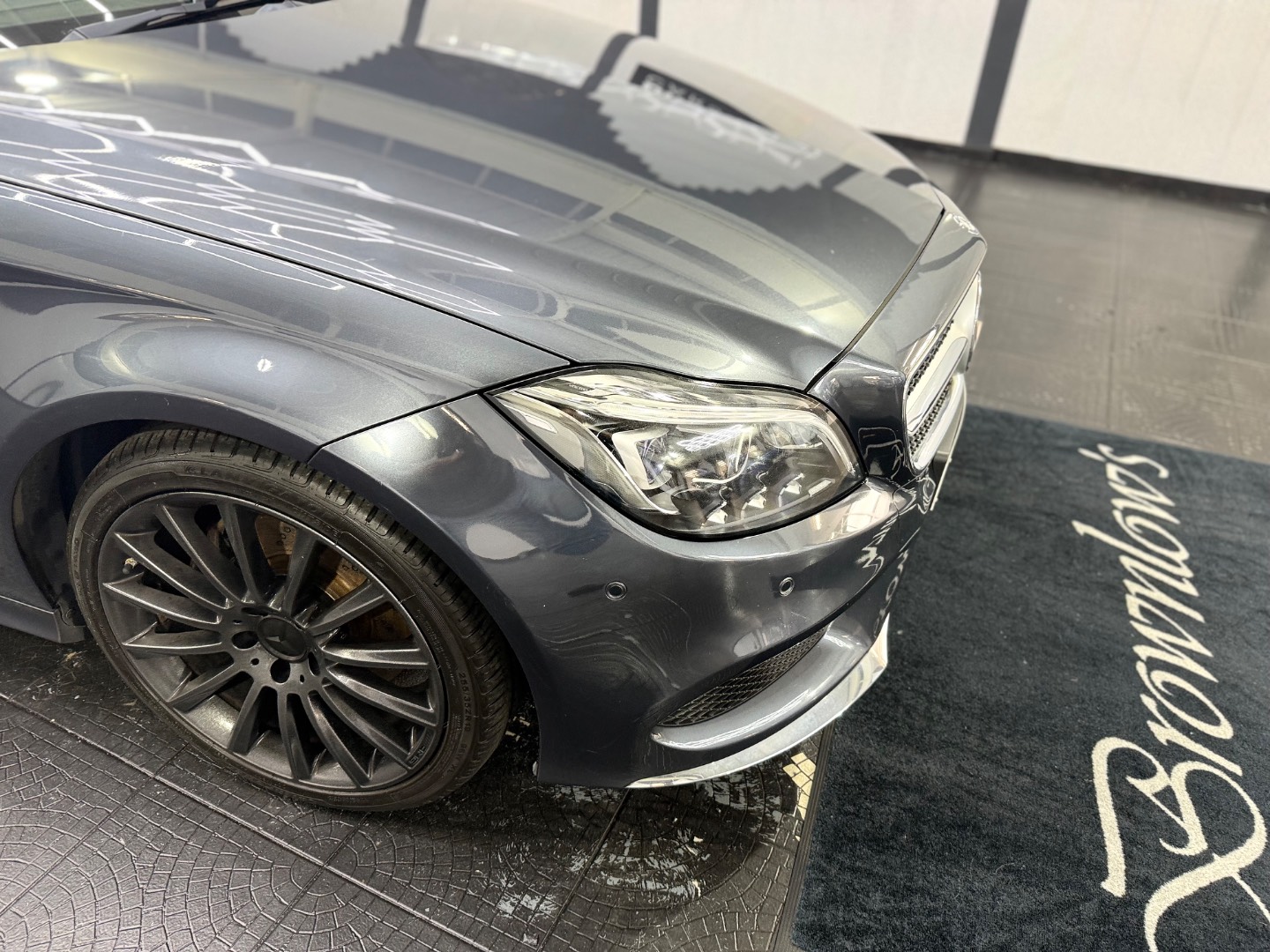 Mercedes-Benz CLS