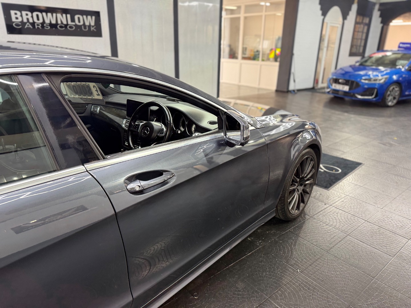 Mercedes-Benz CLS