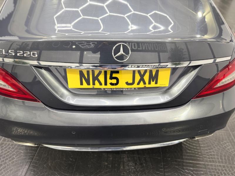 Mercedes-Benz CLS