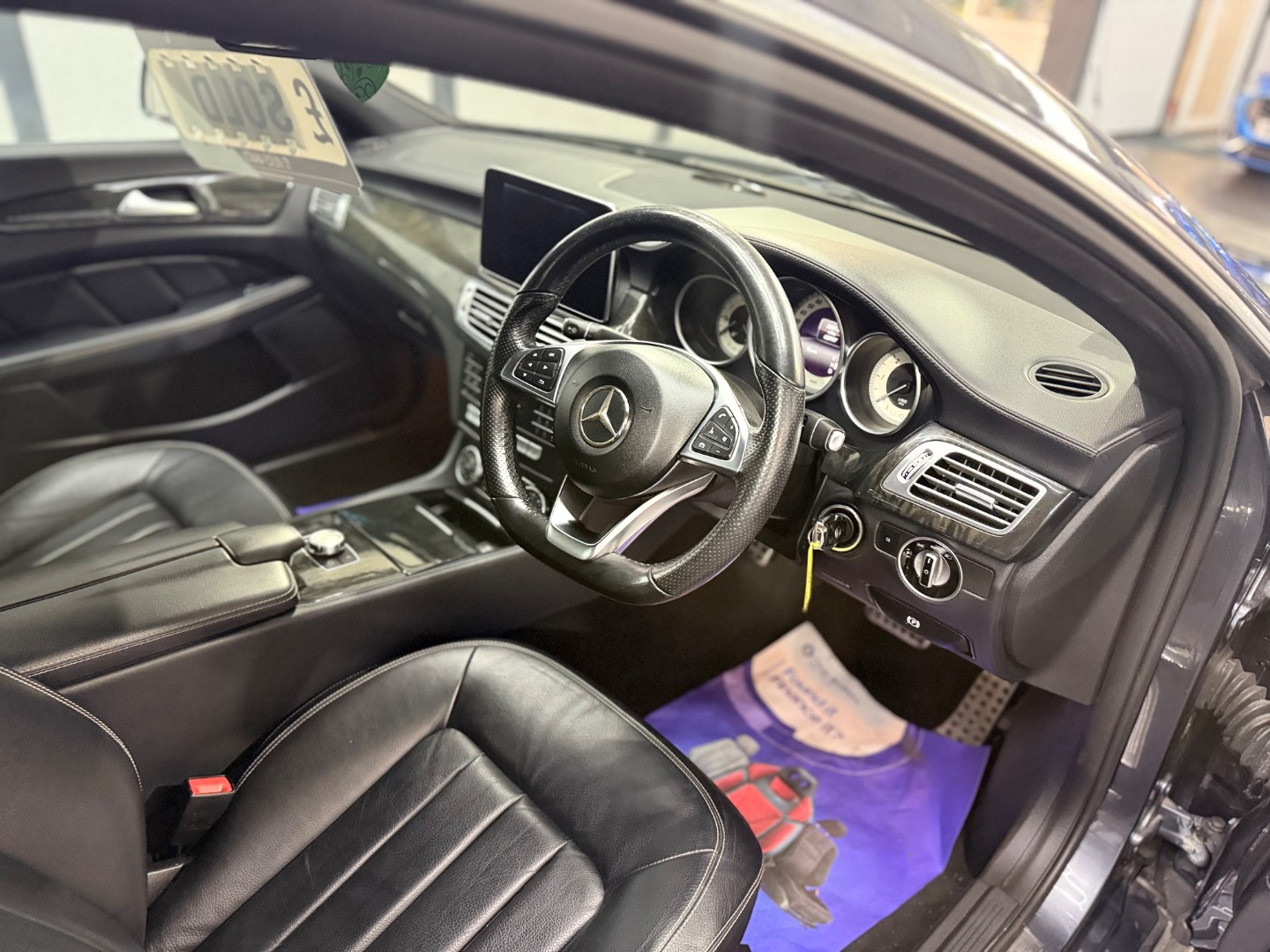 Mercedes-Benz CLS