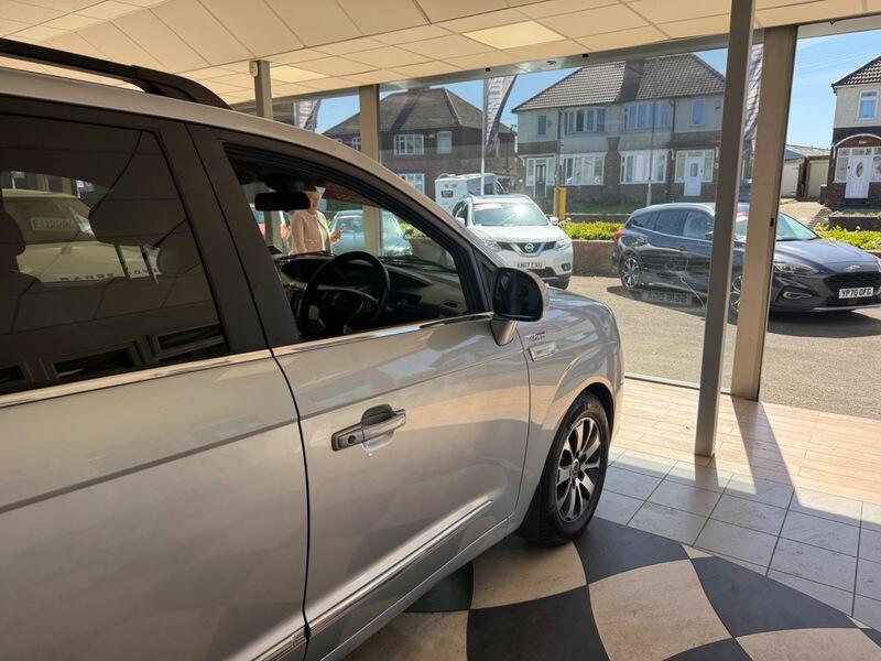 SsangYong Turismo