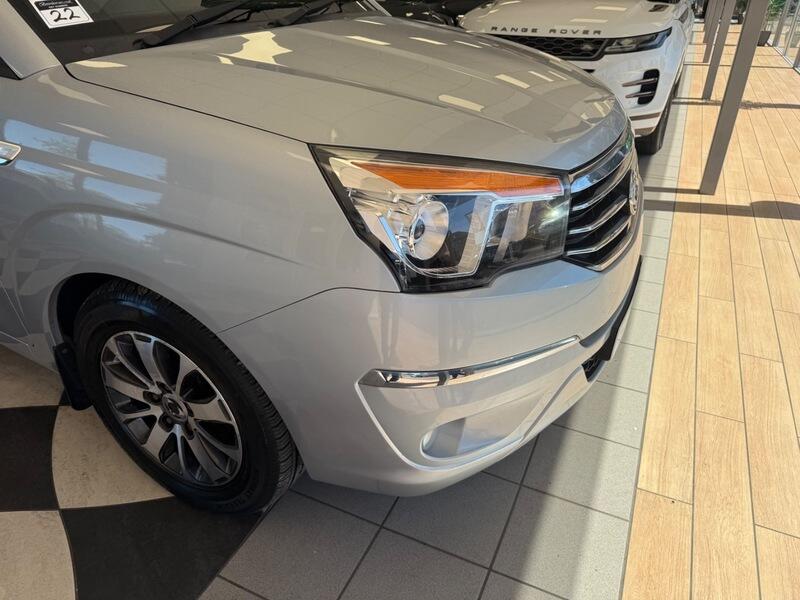 SsangYong Turismo