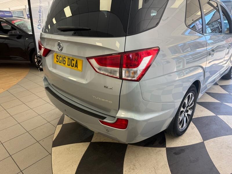 SsangYong Turismo
