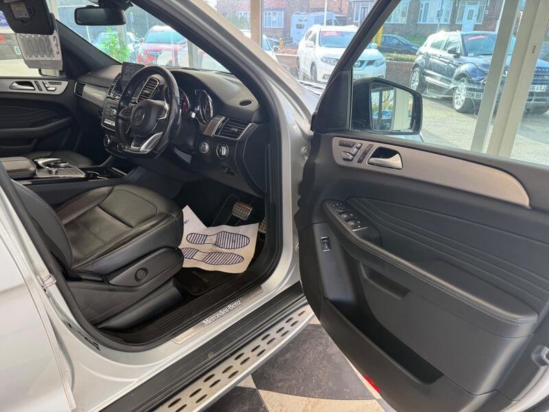 Mercedes-Benz GLE Class